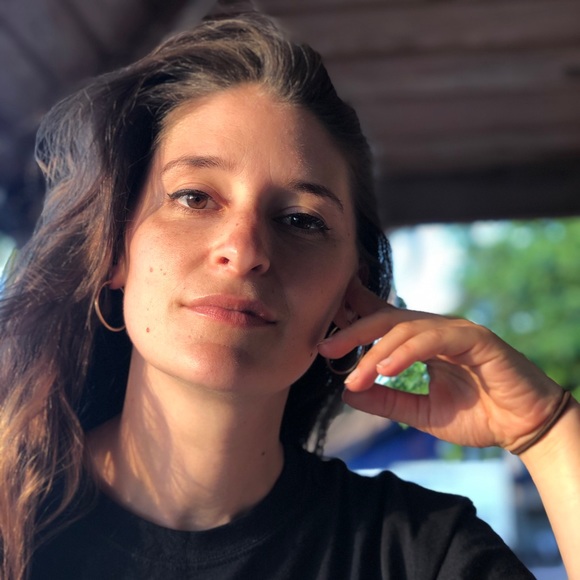 Meet your Posher, Christine - Picture 1 of 1